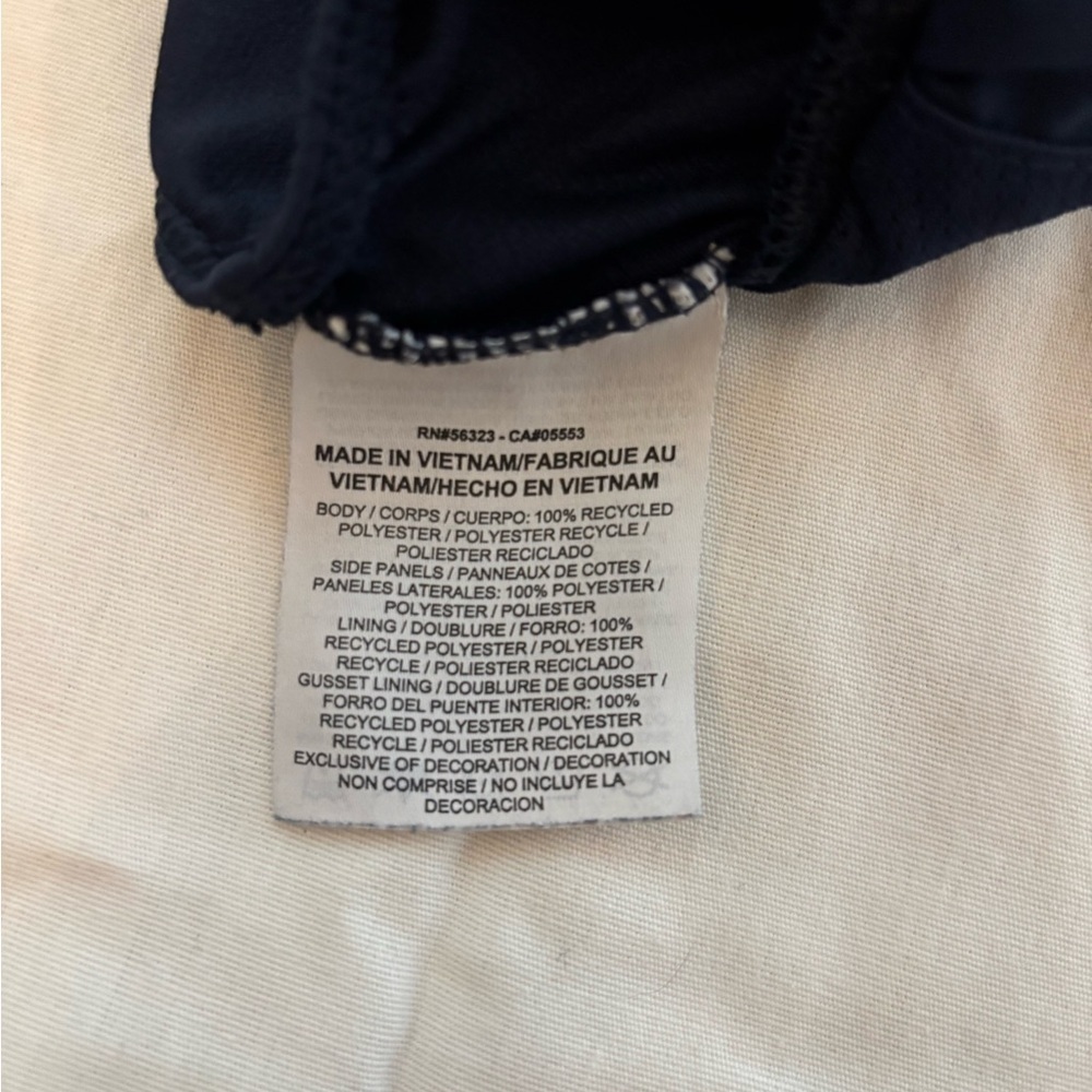 Nike Dri-Fit Women's Dark Blue Athletic Shorts - Picture 4 of 5
